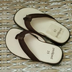 Pediped Ryan Sandal size 8.5 (25)